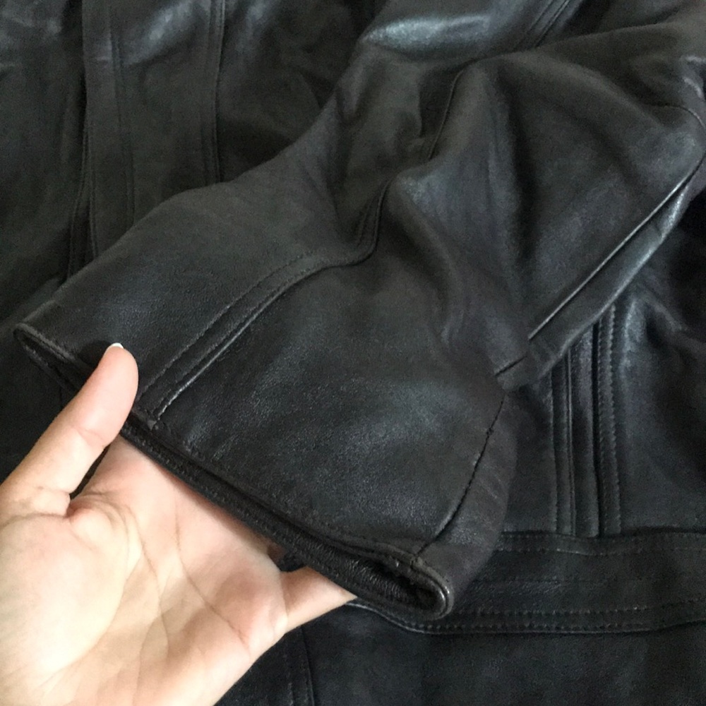 Men’s Real Leather Jacket Missing Two Buttons - image 7